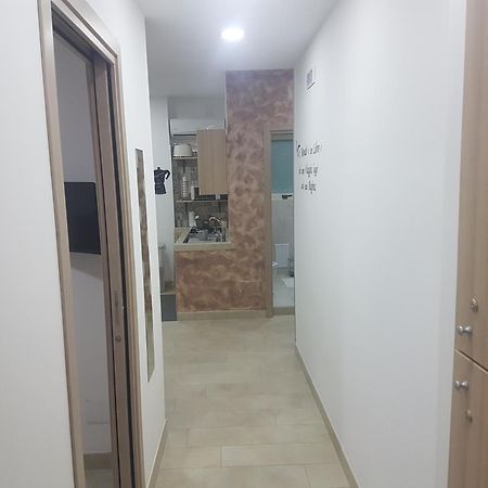 Reginahouse Apartment Naples Exterior photo
